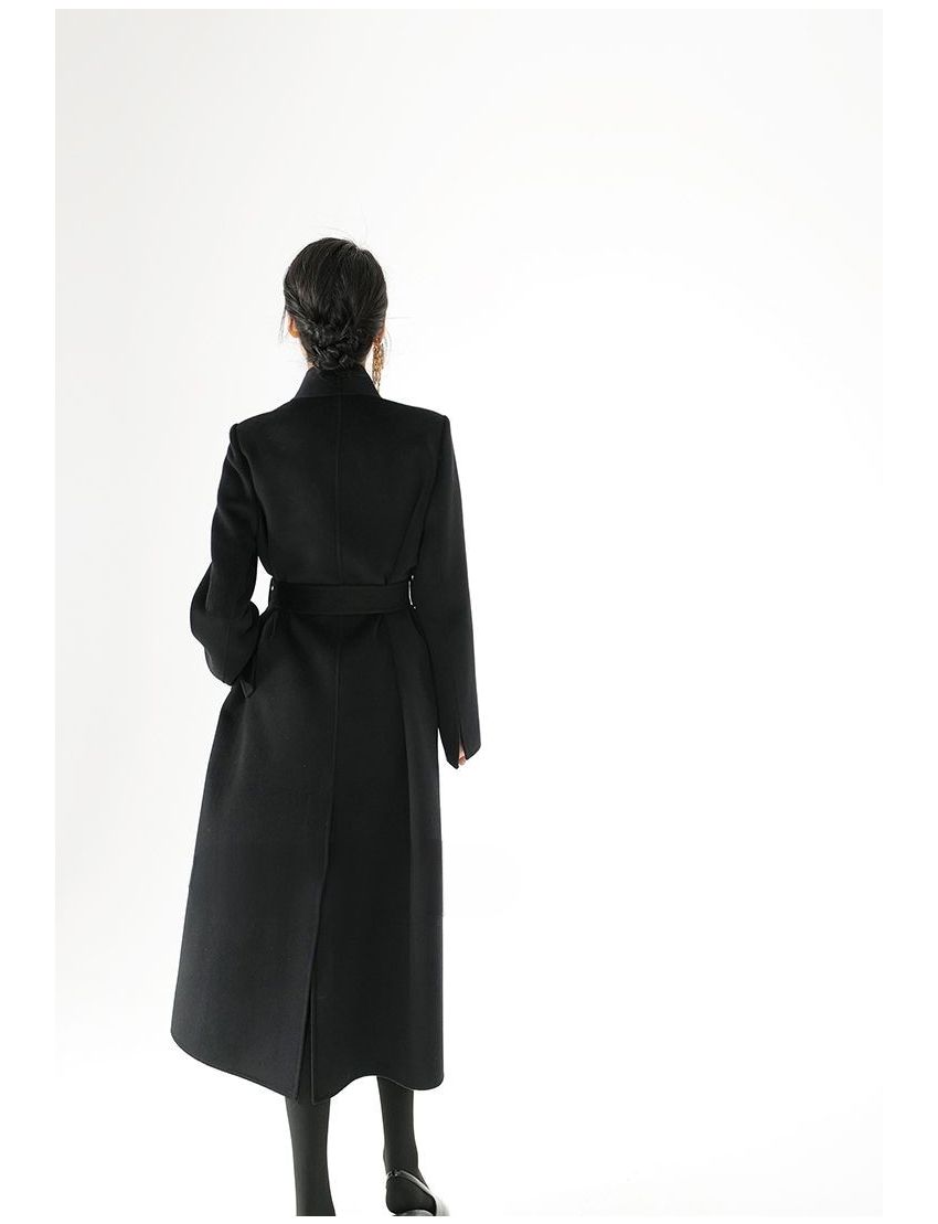 Slim Straight-Shouldered Cashmere Coat