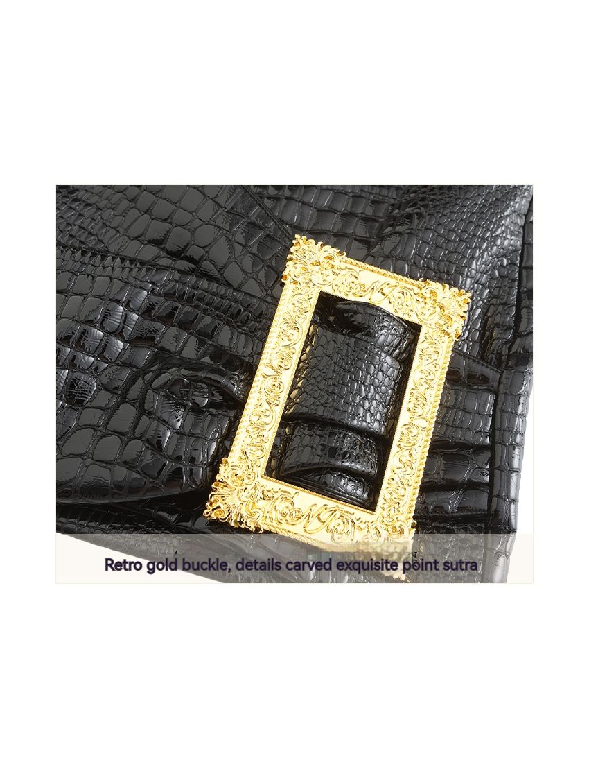 Vintage gold buckle decorative leather skirt