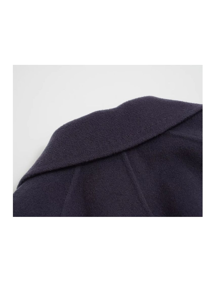 Long pure wool coat with a suit collar